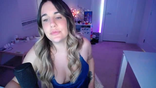 Gallery image thumbnail from Scout's myfreecams stream on, 09/13/2025, 03:20 image 10 of 20