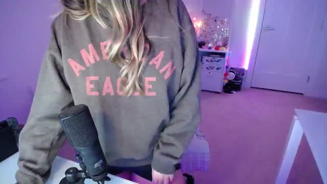 Gallery image thumbnail from Scout's myfreecams stream on, 02/28/2026, 03:08 image 11 of 20