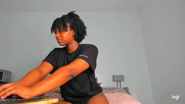 Gallery image thumbnail from Seven's myfreecams stream on, 11/18/2022, 04:57 image 5 of 20