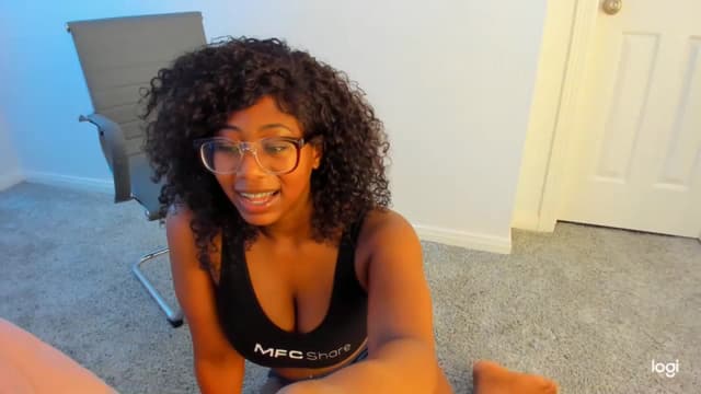 Gallery image thumbnail from Seven's myfreecams stream on, 02/03/2023, 04:49 image 6 of 20