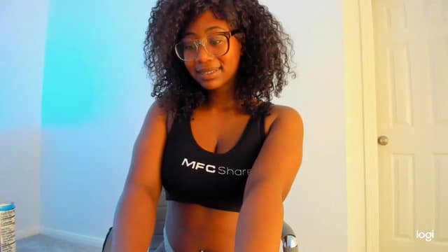 Gallery image thumbnail from Seven's myfreecams stream on, 02/03/2023, 05:55 image 11 of 20