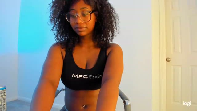 Gallery image thumbnail from Seven's myfreecams stream on, 02/03/2023, 05:55 image 8 of 20