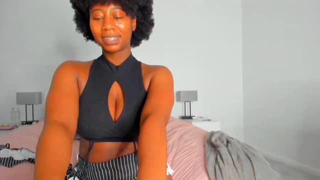 Gallery image thumbnail from Seven's myfreecams stream on, 02/08/2023, 02:17 image 20 of 20