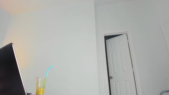 Gallery image thumbnail from Seven's myfreecams stream on, 03/01/2023, 19:08 image 8 of 20