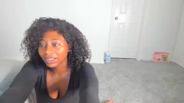 Gallery image thumbnail from Seven's myfreecams stream on, 03/16/2023, 20:14 image 19 of 20