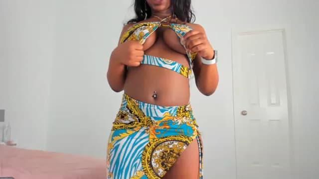 Gallery image thumbnail from Seven's myfreecams stream on, 05/03/2023, 14:07 image 5 of 20