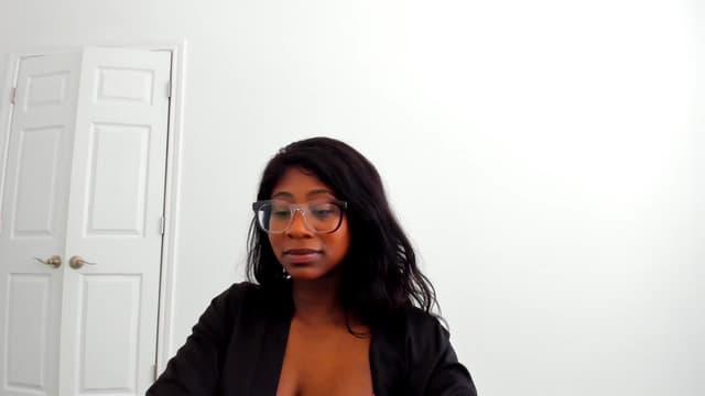 Gallery image thumbnail from Seven's myfreecams stream on, 07/23/2023, 17:04 image 10 of 20