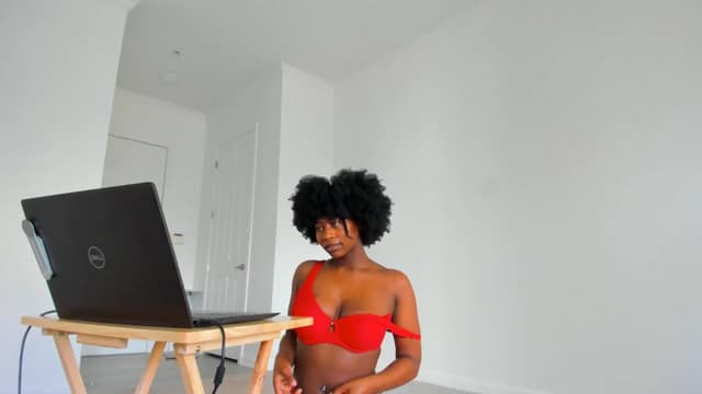 Gallery image thumbnail from Seven's myfreecams stream on, 08/08/2023, 21:55 image 17 of 20