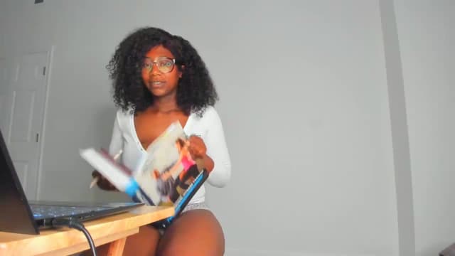 Gallery image thumbnail from Seven's myfreecams stream on, 08/16/2023, 06:10 image 11 of 20