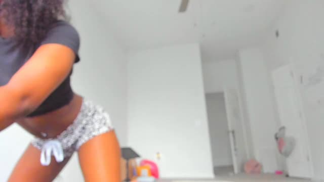 Gallery image thumbnail from Seven's myfreecams stream on, 11/16/2023, 21:15 image 14 of 20