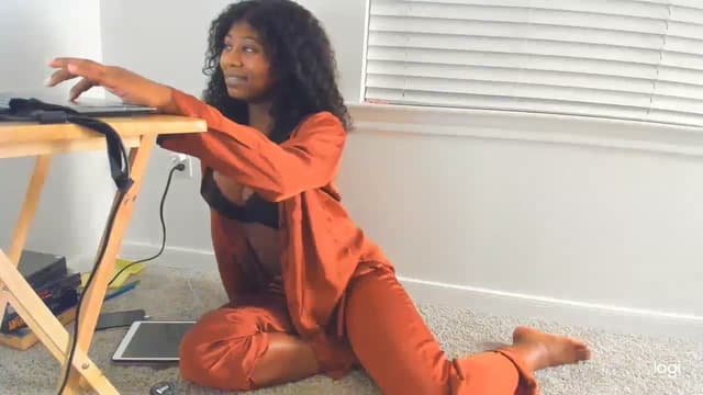 Gallery image thumbnail from Seven's myfreecams stream on, 12/19/2023, 02:53 image 17 of 20