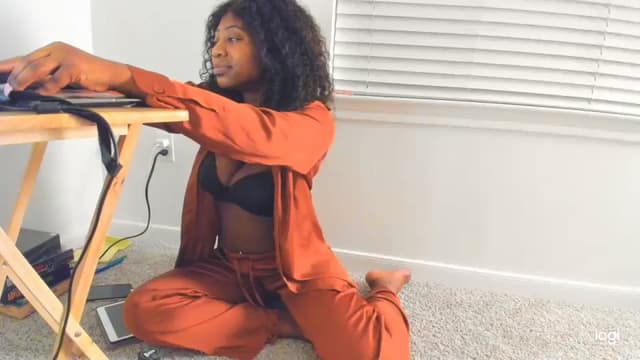 Gallery image thumbnail from Seven's myfreecams stream on, 12/19/2023, 02:53 image 16 of 20