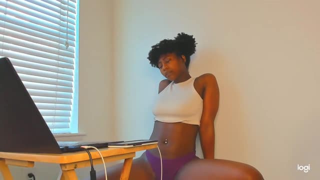 Gallery image thumbnail from Seven's myfreecams stream on, 12/27/2023, 17:06 image 19 of 20