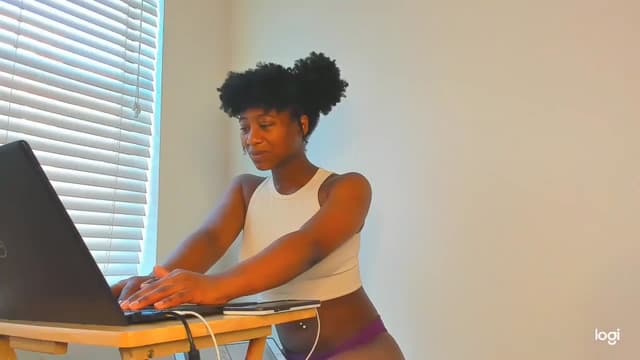 Gallery image thumbnail from Seven's myfreecams stream on, 12/27/2023, 17:06 image 13 of 20