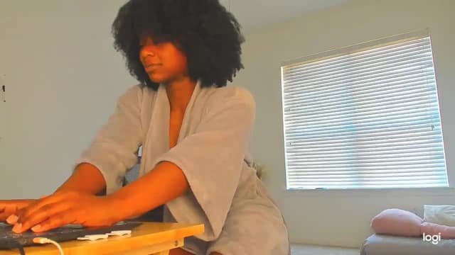 Gallery image thumbnail from Seven's myfreecams stream on, 12/30/2023, 16:47 image 18 of 20
