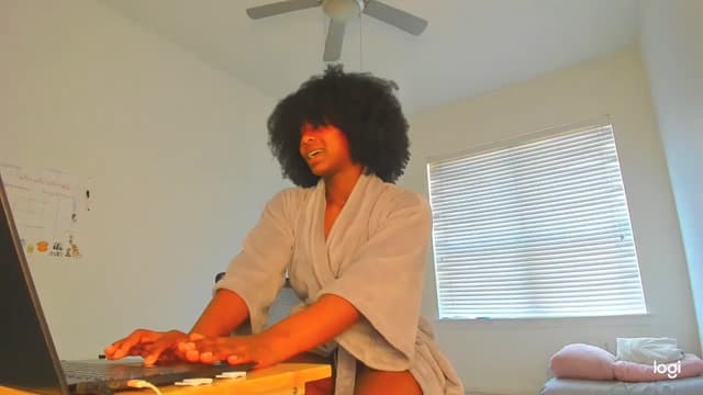 Gallery image thumbnail from Seven's myfreecams stream on, 12/30/2023, 19:12 image 5 of 20