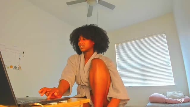 Gallery image thumbnail from Seven's myfreecams stream on, 12/30/2023, 19:12 image 10 of 20