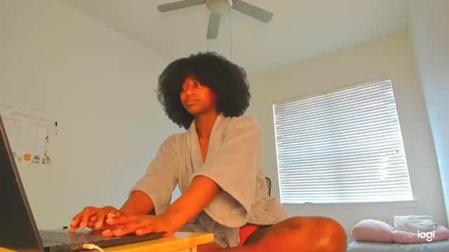 Gallery image thumbnail from Seven's myfreecams stream on, 12/30/2023, 19:12 image 15 of 20