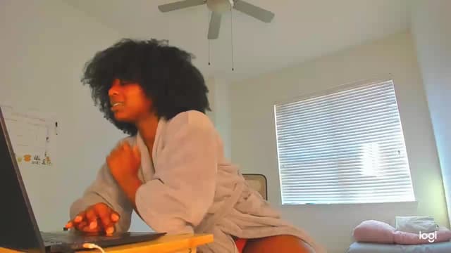 Gallery image thumbnail from Seven's myfreecams stream on, 12/30/2023, 19:12 image 18 of 20