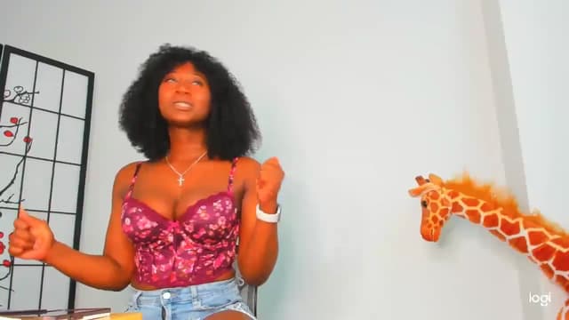 Gallery image thumbnail from Seven's myfreecams stream on, 05/19/2024, 24:03 image 19 of 20