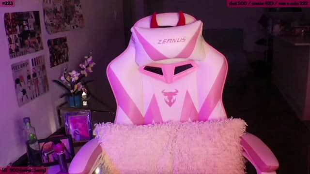 Gallery image thumbnail from SeySo's myfreecams stream on, 01/13/2023, 06:01 image 10 of 20