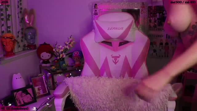 Gallery image thumbnail from SeySo's myfreecams stream on, 01/27/2023, 07:27 image 15 of 20