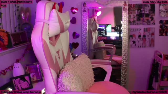 Gallery image thumbnail from SeySo's myfreecams stream on, 02/17/2023, 04:54 image 2 of 20
