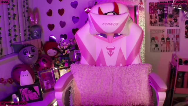 Gallery image thumbnail from SeySo's myfreecams stream on, 03/14/2023, 04:57 image 7 of 20