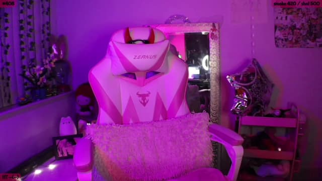 Gallery image thumbnail from SeySo's myfreecams stream on, 03/29/2023, 01:50 image 5 of 20
