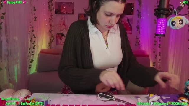 Gallery image thumbnail from SeySo's myfreecams stream on, 04/20/2026, 22:28 image 12 of 20