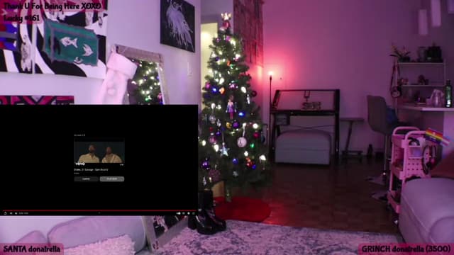 Gallery image thumbnail from Seynt's myfreecams stream on, 12/13/2023, 07:42 image 8 of 20