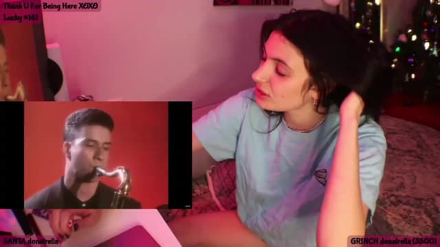 Gallery image thumbnail from Seynt's myfreecams stream on, 12/13/2023, 07:42 image 18 of 20