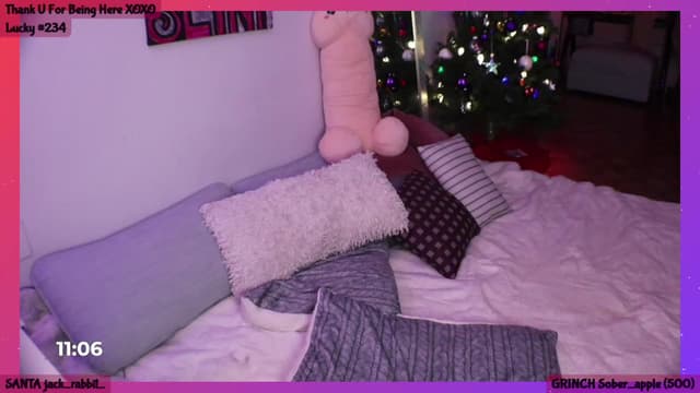 Gallery image thumbnail from Seynt's myfreecams stream on, 12/22/2023, 08:34 image 11 of 20