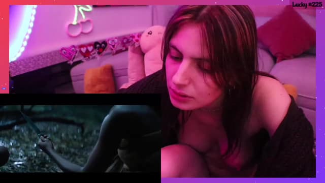 Gallery image thumbnail from Seynt's myfreecams stream on, 03/06/2024, 11:35 image 6 of 20