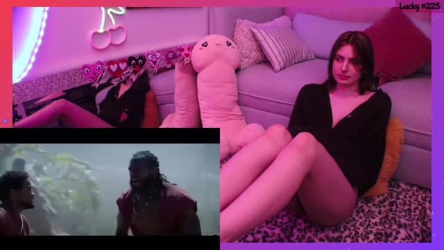 Gallery image thumbnail from Seynt's myfreecams stream on, 03/06/2024, 11:35 image 13 of 20
