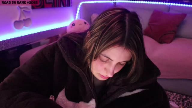Gallery image thumbnail from Seynt's myfreecams stream on, 04/10/2024, 07:21 image 16 of 20