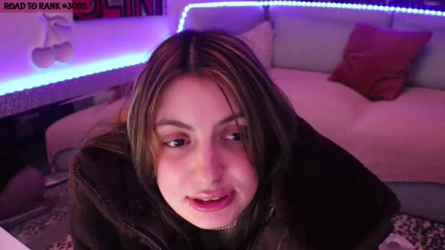 Gallery image thumbnail from Seynt's myfreecams stream on, 04/10/2024, 07:21 image 17 of 20