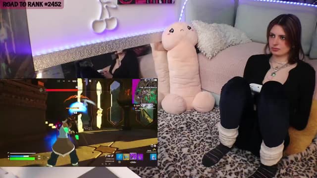 Gallery image thumbnail from Seynt's myfreecams stream on, 04/11/2024, 21:02 image 8 of 20
