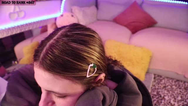 Gallery image thumbnail from Seynt's myfreecams stream on, 04/16/2024, 02:26 image 13 of 20