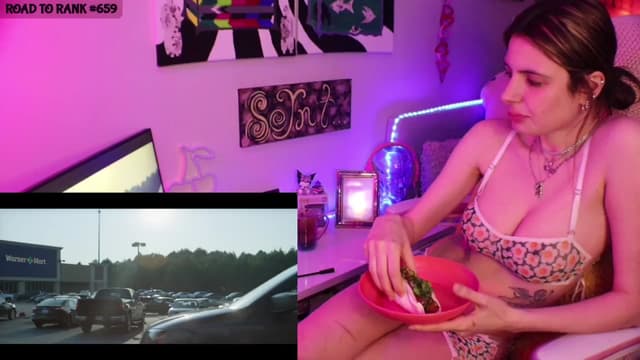 Gallery image thumbnail from Seynt's myfreecams stream on, 04/22/2024, 05:01 image 15 of 20