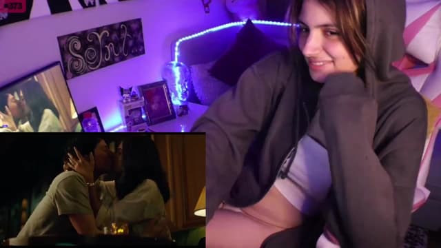 Gallery image thumbnail from Seynt's myfreecams stream on, 05/20/2024, 04:16 image 17 of 20