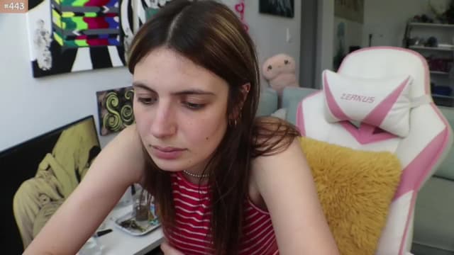 Gallery image thumbnail from Seynt's myfreecams stream on, 05/26/2024, 20:47 image 7 of 20