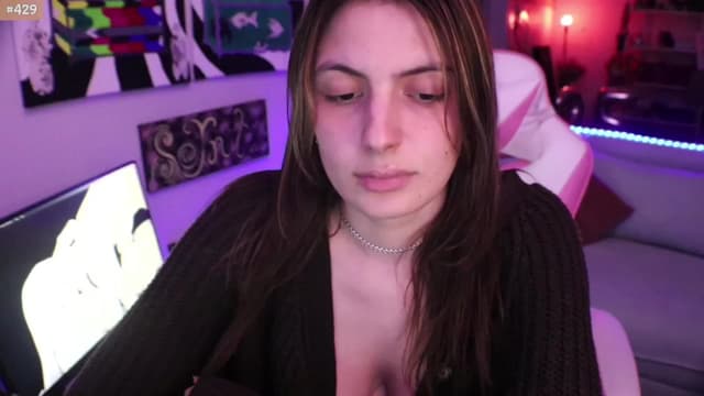 Gallery image thumbnail from Seynt's myfreecams stream on, 06/03/2024, 01:52 image 16 of 20