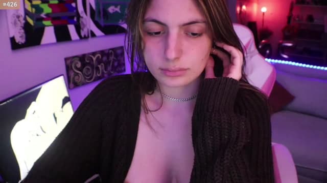 Gallery image thumbnail from Seynt's myfreecams stream on, 06/03/2024, 01:52 image 15 of 20