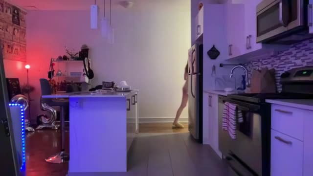 Gallery image thumbnail from Seynt's myfreecams stream on, 06/10/2024, 06:15 image 3 of 20