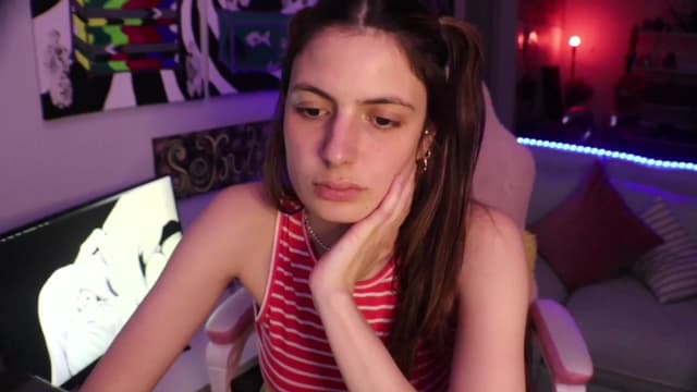 Gallery image thumbnail from Seynt's myfreecams stream on, 06/14/2024, 01:21 image 16 of 20
