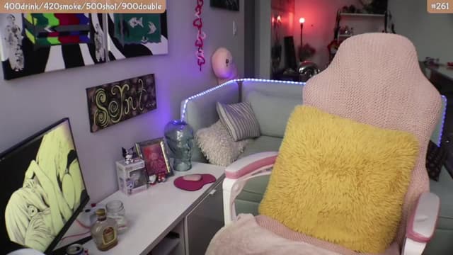 Gallery image thumbnail from Seynt's myfreecams stream on, 06/22/2024, 24:04 image 9 of 20