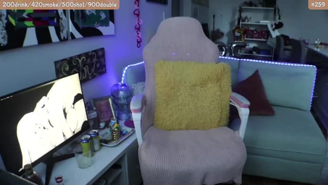 Gallery image thumbnail from Seynt's myfreecams stream on, 06/25/2024, 04:36 image 5 of 20