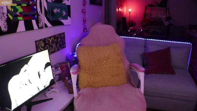 Gallery image thumbnail from Seynt's myfreecams stream on, 06/26/2024, 03:47 image 10 of 20