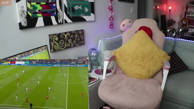 Gallery image thumbnail from Seynt's myfreecams stream on, 07/05/2024, 22:32 image 5 of 20